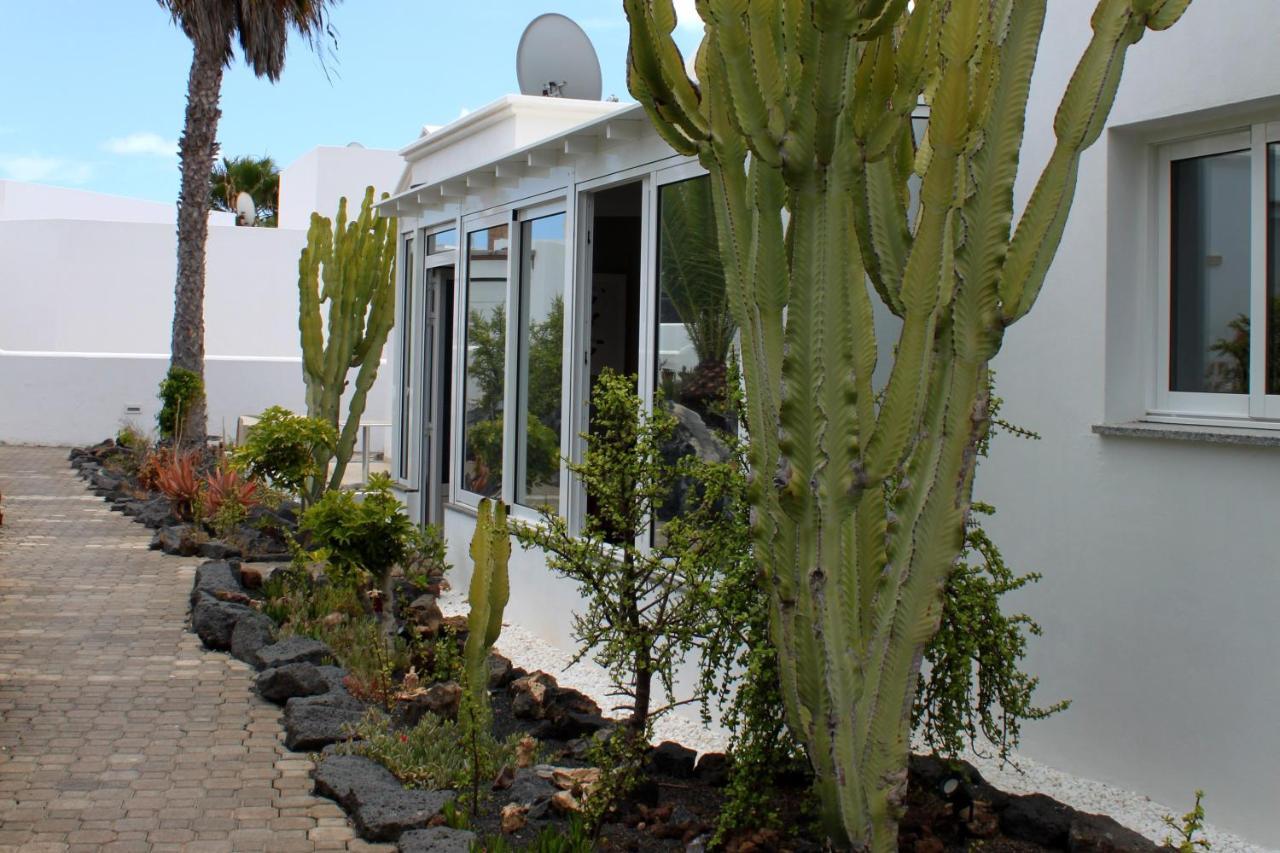 B2 Bungalow Casitas De Luz Charco del Palo Exterior foto
